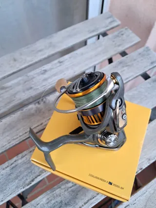 Carrete Pesca Daiwa Silver Creek 2500S-XH