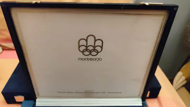 Estuche Monedas Montreal 76