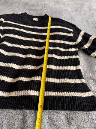 Maglione H&M a righe nere e bianche XL