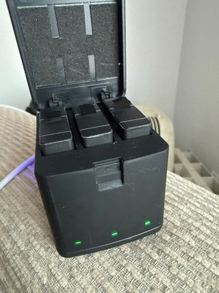 Cargador y 3 Baterías Vemico GoPro 5/6/7/8