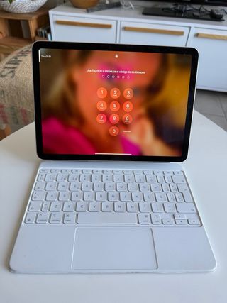 iPad Air 11 M2 256GB Plata 2024 teclado original