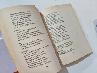 Set di 8  libri