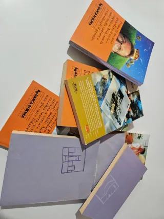 Set di 8  libri