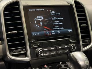 Porsche Cayenne Platinum Edition (2017)