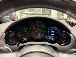 Porsche Cayenne Platinum Edition (2017)
