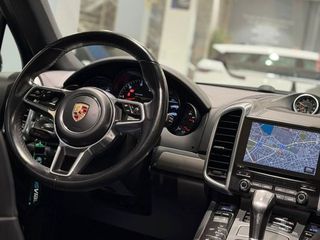 Porsche Cayenne Platinum Edition (2017)