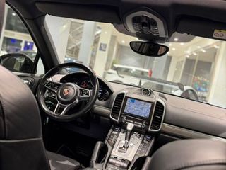 Porsche Cayenne Platinum Edition (2017)