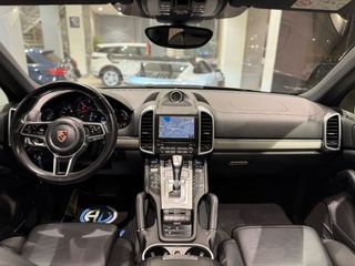 Porsche Cayenne Platinum Edition (2017)