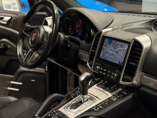 Porsche Cayenne Platinum Edition (2017)