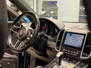 Porsche Cayenne Platinum Edition (2017)