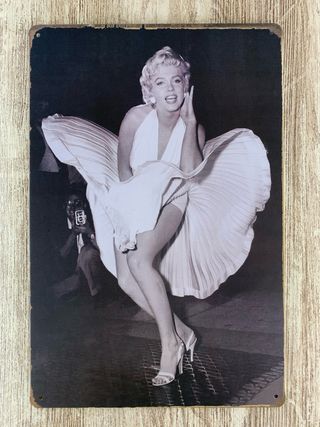 (68) Cartel Marilyn Monroe Vestido Blanco