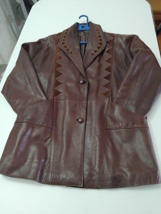 Chaqueta de piel auténtica marrón