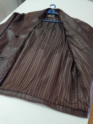 Chaqueta de piel auténtica marrón
