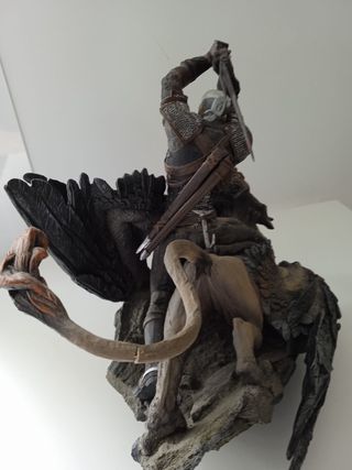 Estatua Geralt vs Grifo The Witcher 3