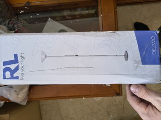 Reality Leuchten R4302-87 - Lámpara de pie de color titan con interruptor de pie incorporado, Necesaria 1 bombilla E27 de máximo