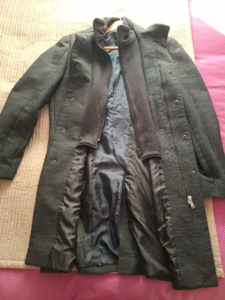 Abrigo gris hombre