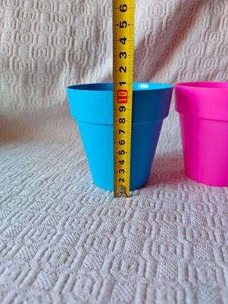 Pack 2 macetas pequeñas rosa y azul plástico nueva