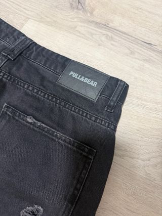 Vaqueros Pull&Bear Baggy Cropped Rotos Talla 42