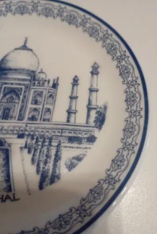 PLATO DECORATIVO DE PORCELANA DE ROYAL DOULTON