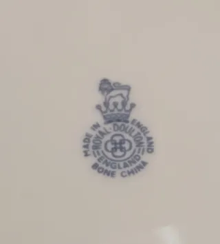 PLATO DECORATIVO DE PORCELANA DE ROYAL DOULTON