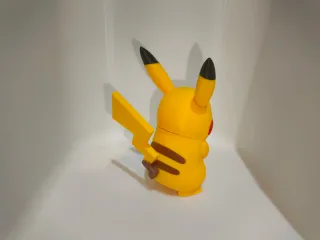 Figura Pikachu 3D de 15 centímetros