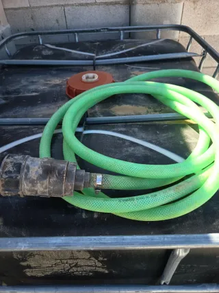 Bidón de agua 1000L con jaula metálica