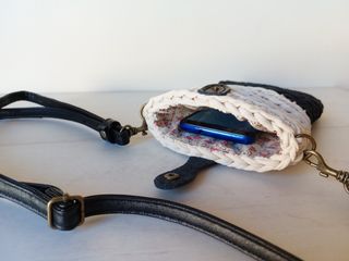 Bolso crochet móvil negro y beige
