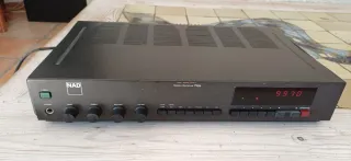 Sintoamplificador NAD 7125 Negro