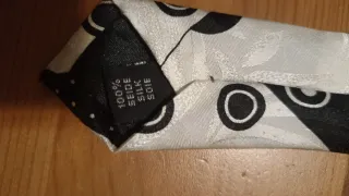 Cravatta gioiello decorata