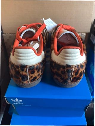 Adidas Samba OG Leopardo Rojo Talla 38