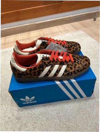 Adidas Samba OG Leopardo Rojo Talla 39