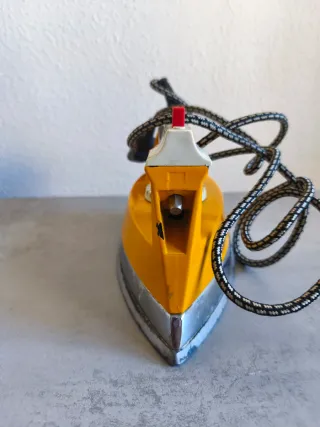 Plancha Solac Amarilla