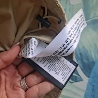 Chaqueta The North Face 550 Beige/Negra