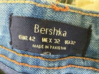Pantalón vaquero Bershka desgastado Talla L
