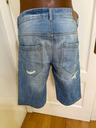 Pantalón vaquero Bershka desgastado Talla L