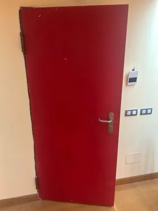 Puerta Metálica Cortafuegos