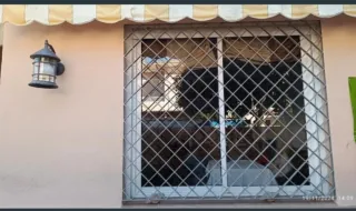 Ventana aluminio blanco