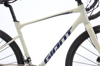 Giant Revolt 1 (gravel) t.54 Reacondicionada