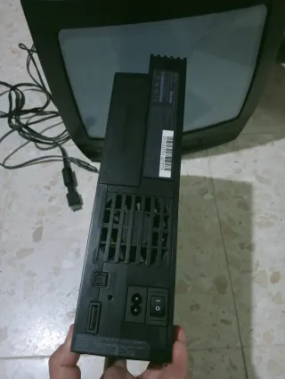 TV CRT + PS2 Negra