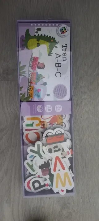 Tren A-B-C Rompecabezas Educativo