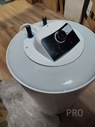 Calentador de agua eléctrico vertical - Comfee