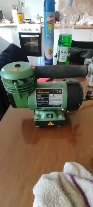 Mini Compresor de Aerografía