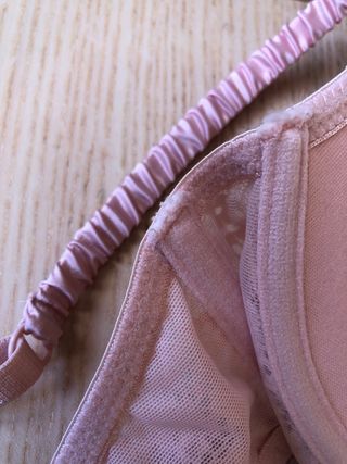 Lote 2 sujetadores negro y rosa encaje