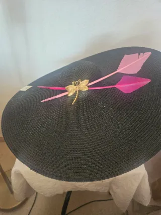 Pamela negra con detalles rosas