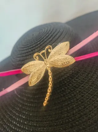 Pamela negra con detalles rosas