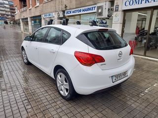 Opel Astra 1.4 Essentia