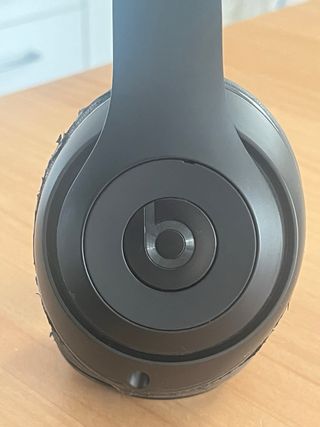 Beats Studio Wireless Negros
