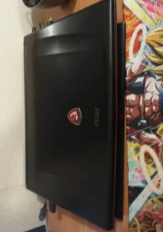 URGE Portátil MSI GE72 6QD Apache Pro 17,3