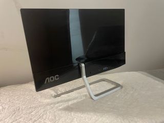 Monitor AOC IPS Delgado Negro/Plata