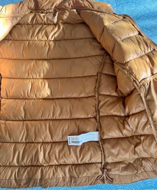 Chaqueta acolchada mostaza